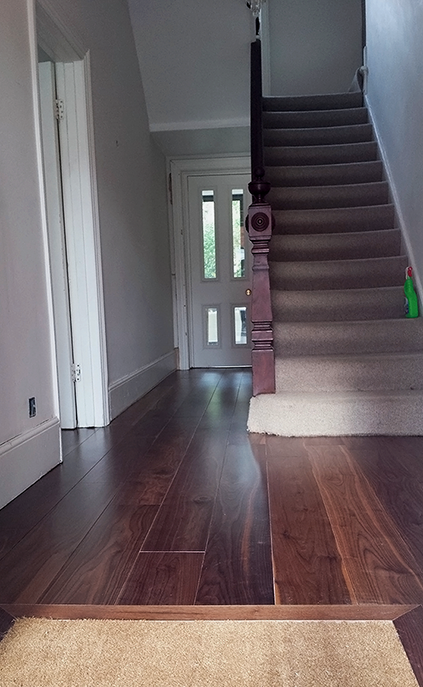 Hardwoor floor installation - finished